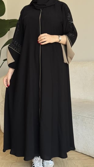 عباية لمى