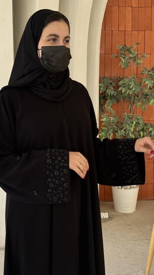 عباية امنيات اسود