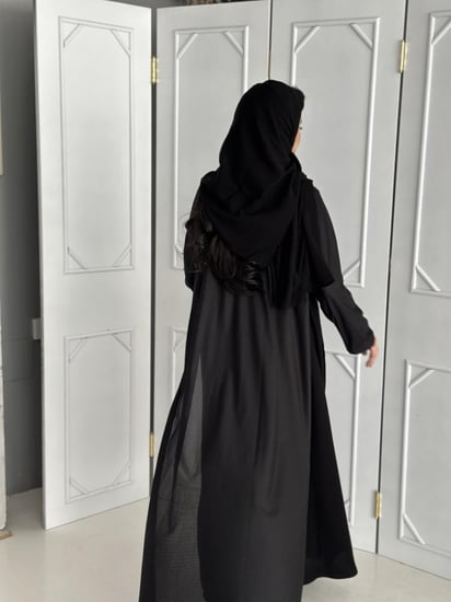 عباية لمى