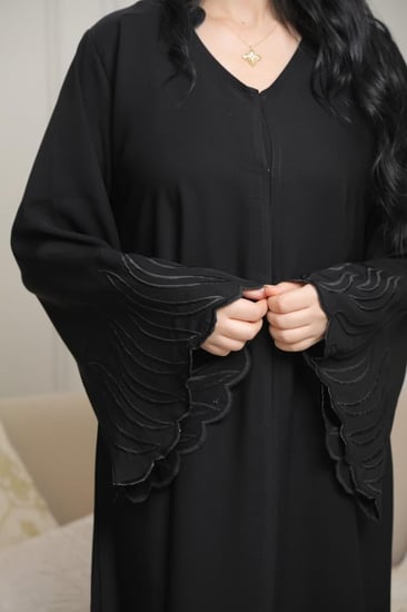عبايات نسائيه