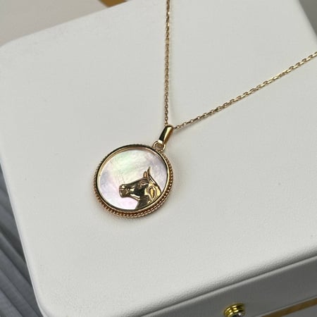 عقد برج الثور ذهب عيار18 بوزن 6.88 جم تقريبا