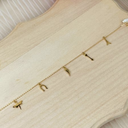 اسورة ذهب عيار18 بوزن 1.51 جم تقريبا