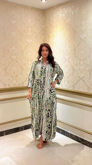فستان صيفي ياسميرا بنقشة حيوانية ولمسة طبيعية