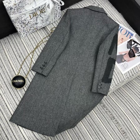 بالطو جاكيت ديور