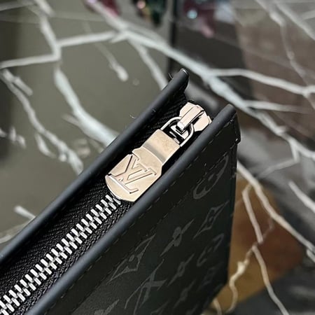 باوتش لويس فيتون