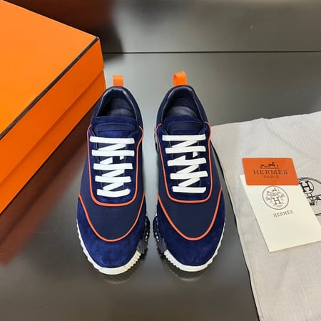 حذاء هيرميز