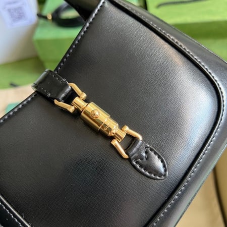 شنطة قوتشي تقليد