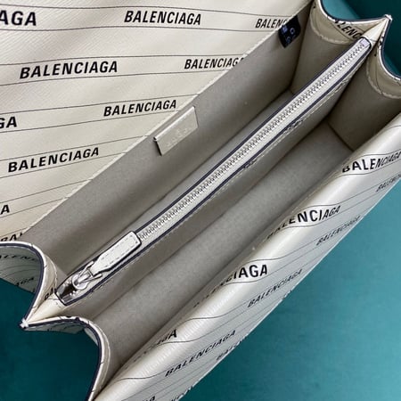 حقيبة قوتشي