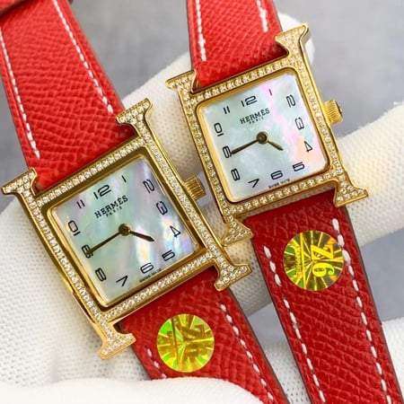ساعة هيرميز (6 ألوان)