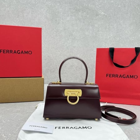 حقيبة سلفاتور فيراغامو 21cm