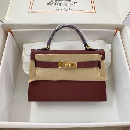 حقيبة هيرميز كيلي