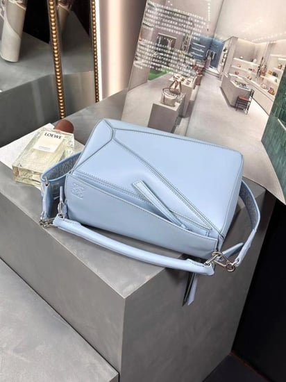 حقيبة لويفي