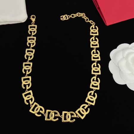 عقد دولتشي غابانا