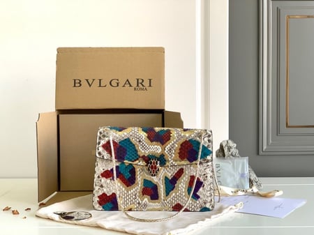 حقيبة بولغري