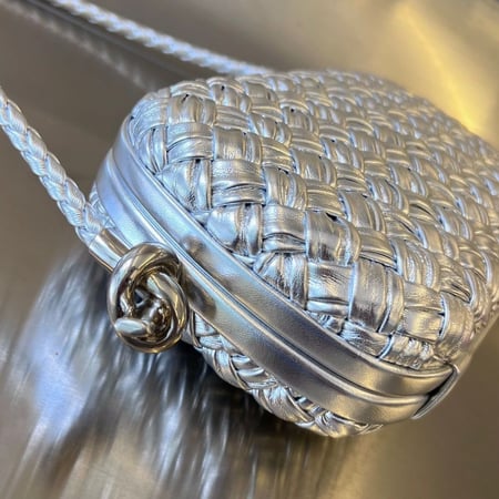 حقيبة بوتيغا فينيتا