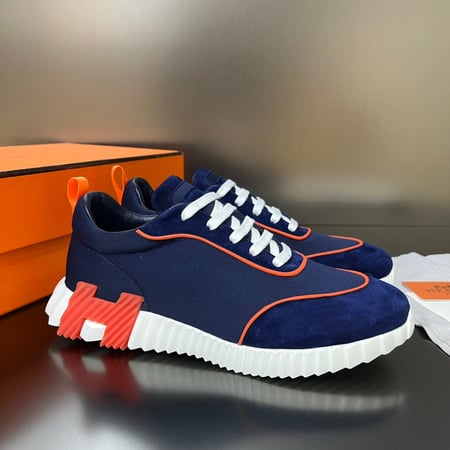 حذاء هيرميز