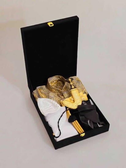 لبس يوم التأسيس للاطفال اولاد