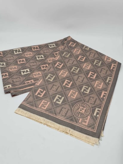 شالات فندي الشتويه الاصليه