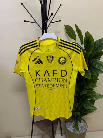 تيشيرت تتويج نادي النصر السعودي بطال دوري روشن 2026