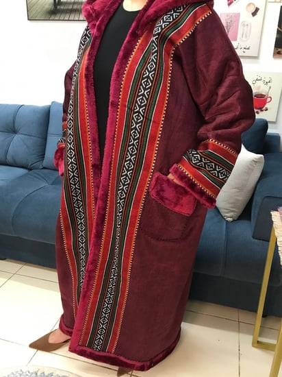 فروة نسائية احمر مع سدو