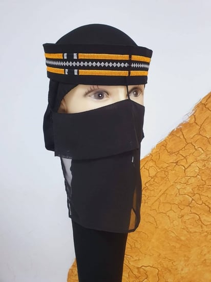 برقع يوم التأسيس الجديد بتصميم سيفين ونخلة وألوان متعددة