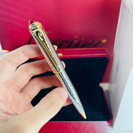 قلم رجالي كارتير