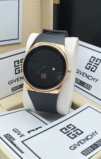 ساعات ماركة جيفنشي