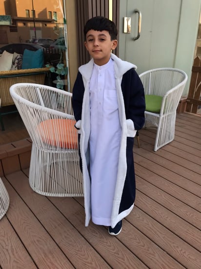 فروات أطفال أسود مع طاقية