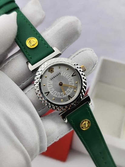 ساعة فرزاتشي جلد نسائي فخمة (درجة أولى) مع كرت الماركة