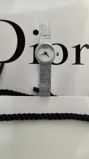 ساعات ديور نسائية