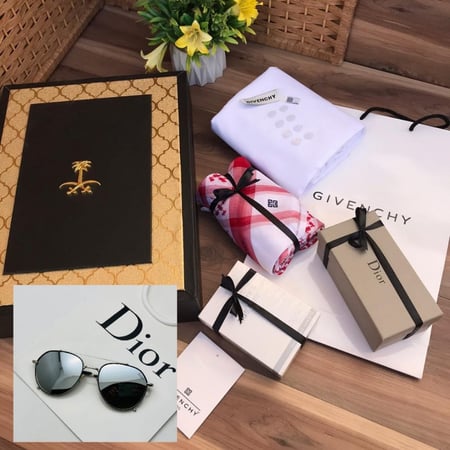 هدايا رجالية ماركة 2022