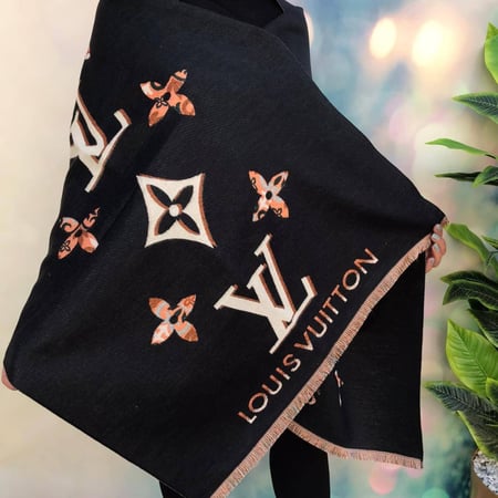 شال لويس فيتون lv