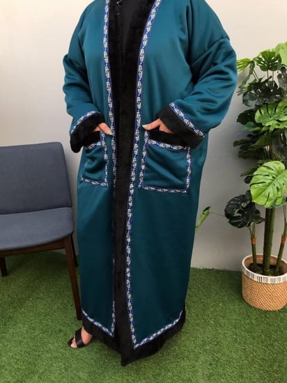 اجمل فروات نسائية مع طاقية  متجر مون