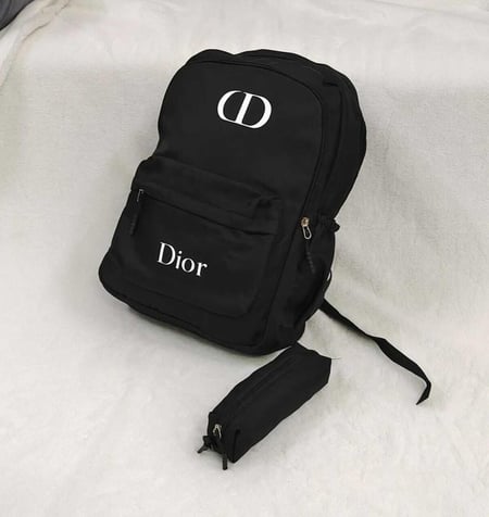 شنط مدرسية ماركة ديور