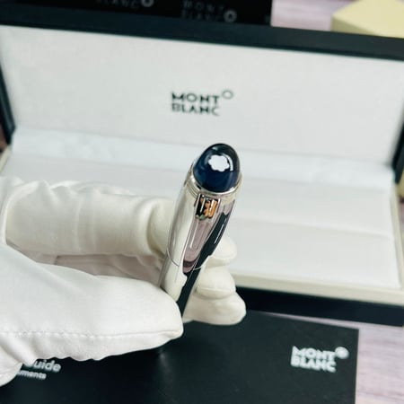 صور اقلام مونت بلانك قزاز