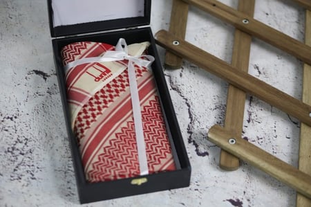 شماغ دنهل شتوي بيج