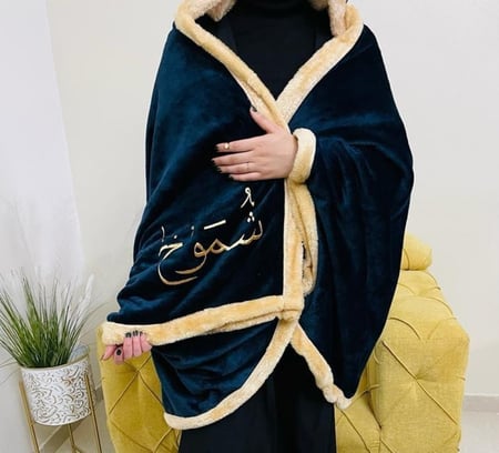 فروة نسائي قصيرة