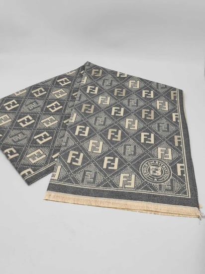 سعر سكارف فندي - شالات فندي الاصليه