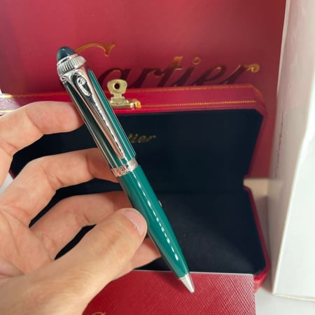 قلم كارتير رجالي 2025