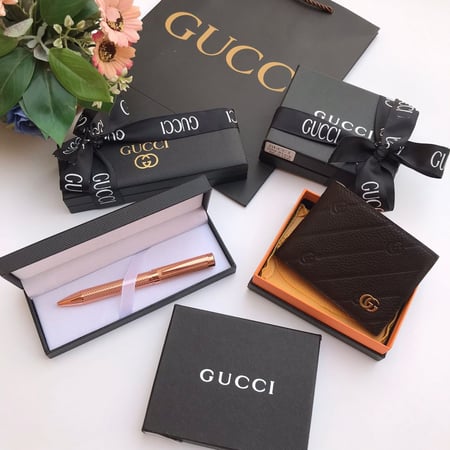 طقم ماركة قوتشي فخم قلم مع بوك