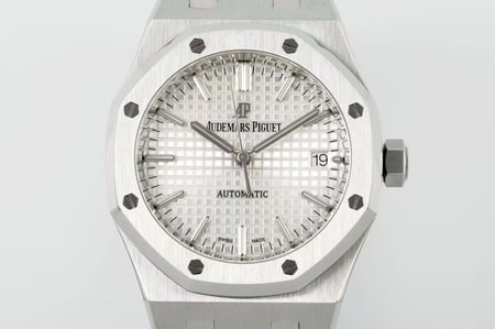 اوديمار بياجيه رويال اوك كلاسيكية ماستر كواليتي