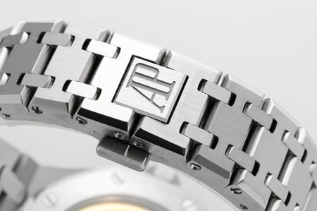 اوديمار بياجيه رويال اوك كلاسيكية ماستر كواليتي