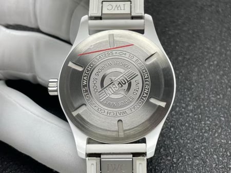 ساعة اي دبليو سي توب قان سراميك ماستر كواليتي