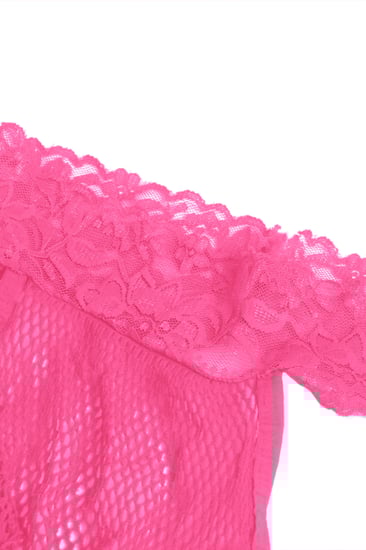 لانجري وردي شبك مفتوح من الأسفل بتصميم مثير بدون أكمام