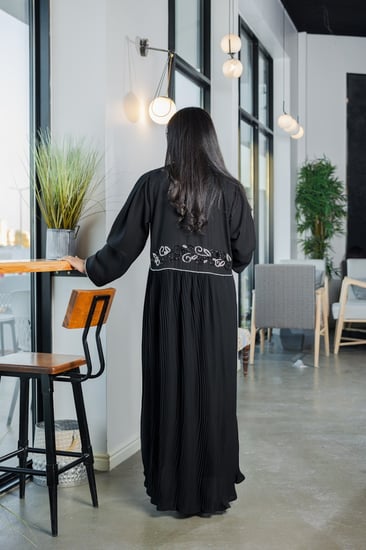 عباية شك كسرات خلف