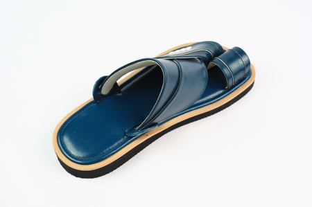 نعال خليجي شبابي