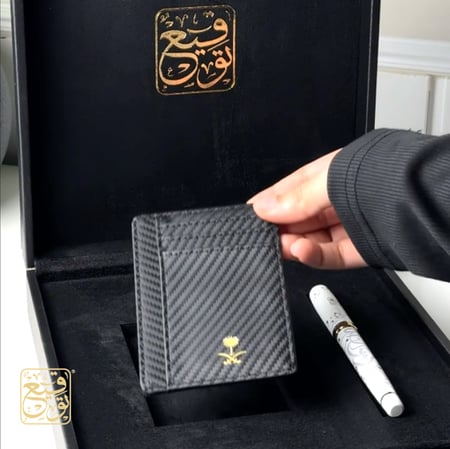 طقم كلمات مع محفظة