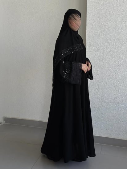 عباية كلوش قماش(ملكي)باكمام شك
