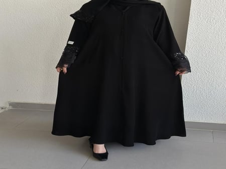 عباية كلوش قماش(ملكي)باكمام شك