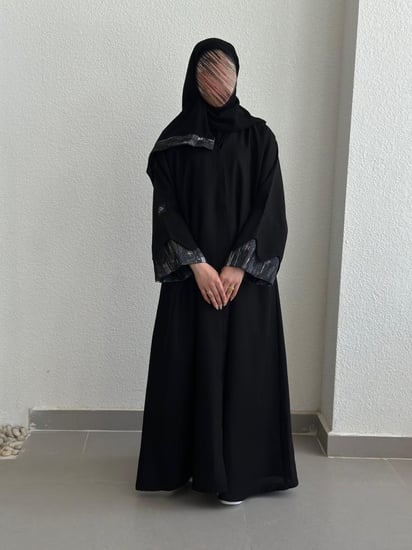 عباية قماش(كريب) نص كلوش